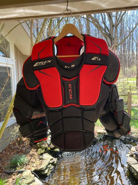 CCM Extreme Flex Shield E1.9 Goalie Chest Protector Junior L-XL