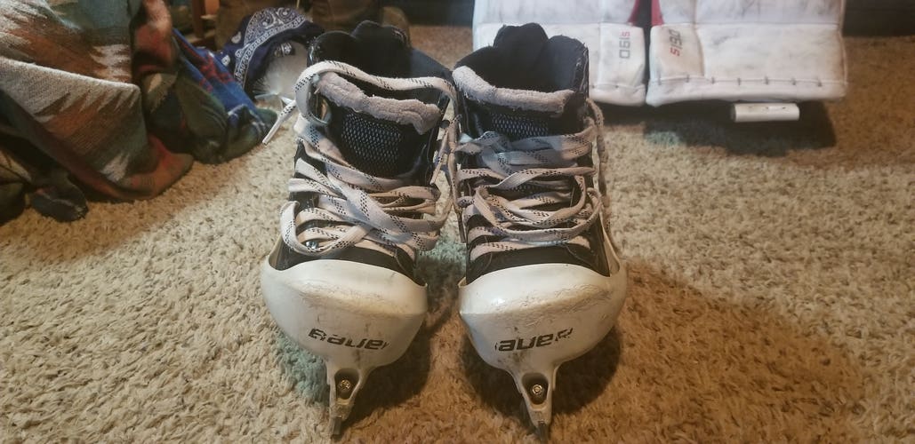 Senior Used Bauer Hockey Goalie Skates Regular Width Size 6.5