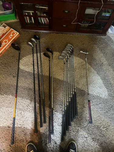 Men's Right Handed Uniflex 14 Pieces Clubs (Full Set)