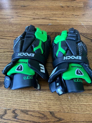 New Player's Epoch 13" Integra Lacrosse Gloves