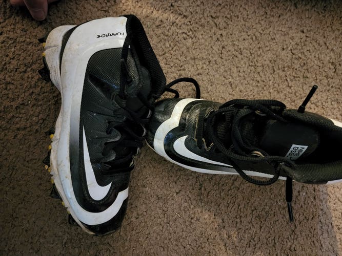 Black Used Youth Kid's Molded Cleats Nike