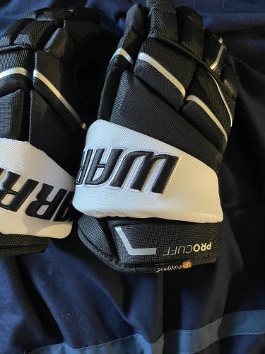 New Warrior 14" Alpha Lx Pro Gloves