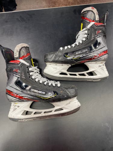Used Bauer Regular Width  Size 7 Vapor 2X Pro Hockey Skates