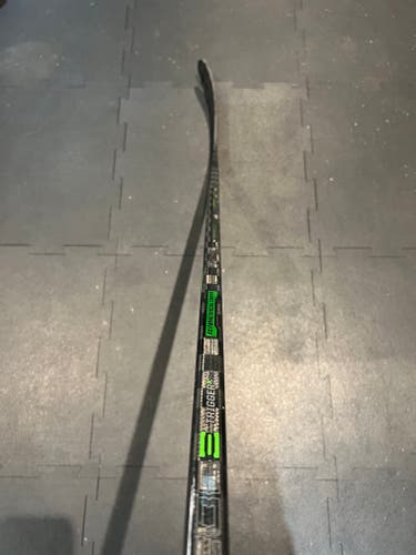 Senior New Right Handed CCM Ribcor Trigger 5 Pro Hockey Stick P28 Pro Stock