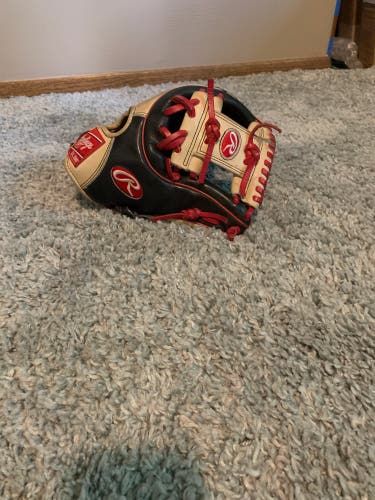 Infield 11.5" Heart of the Hide Baseball Glove
