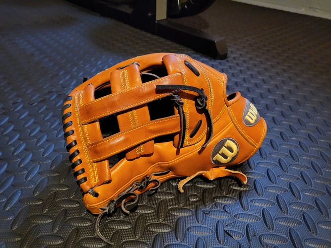 Wilson A2000 1799 12.75" Glove