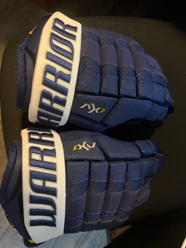 New Warrior AX1 Pro Gloves 14" Pro Stock