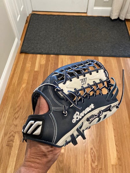 Custom Mizuno Glove