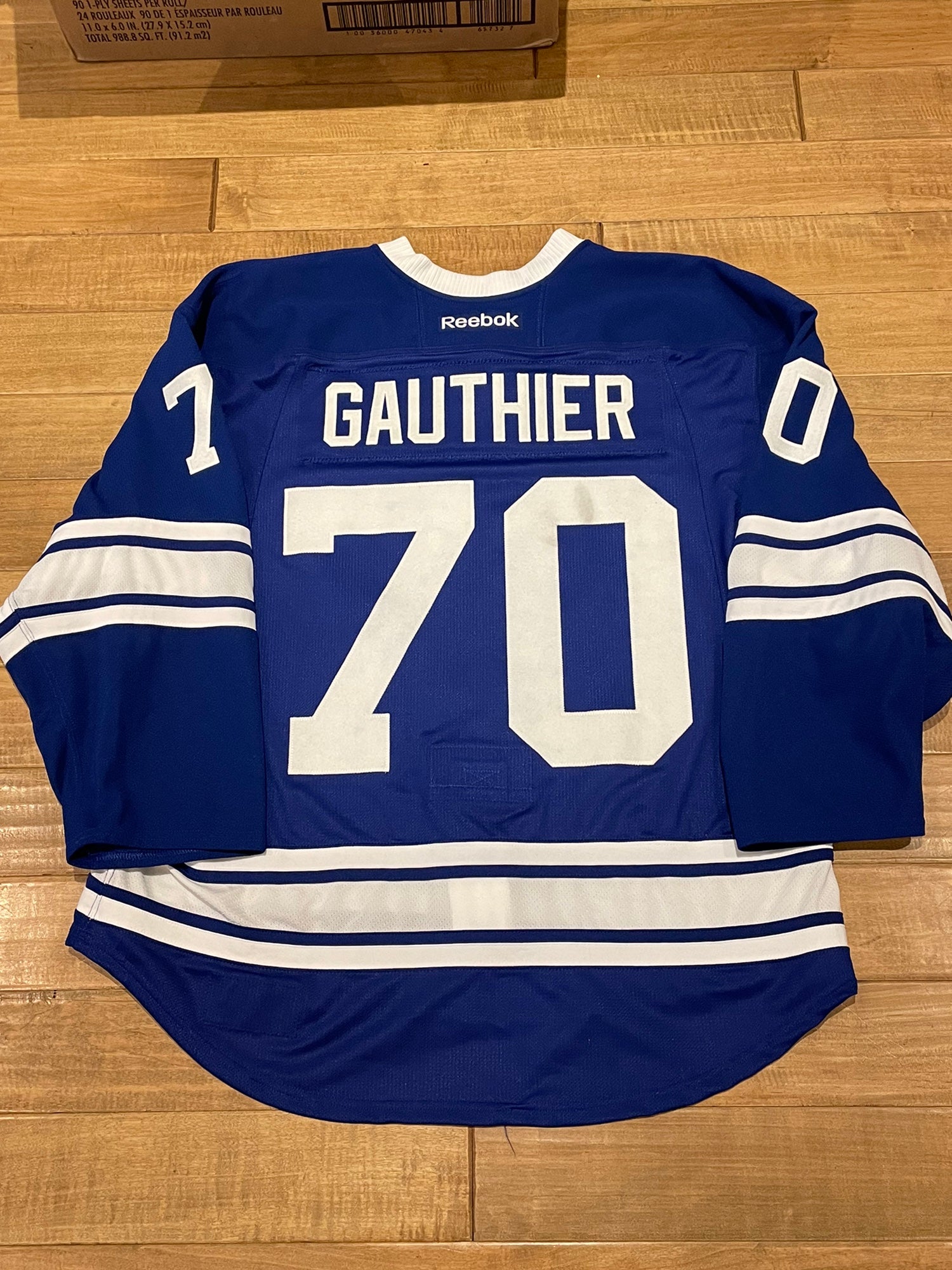 Toronto Maple Leafs Apparel | New, Preowned, and Vintage