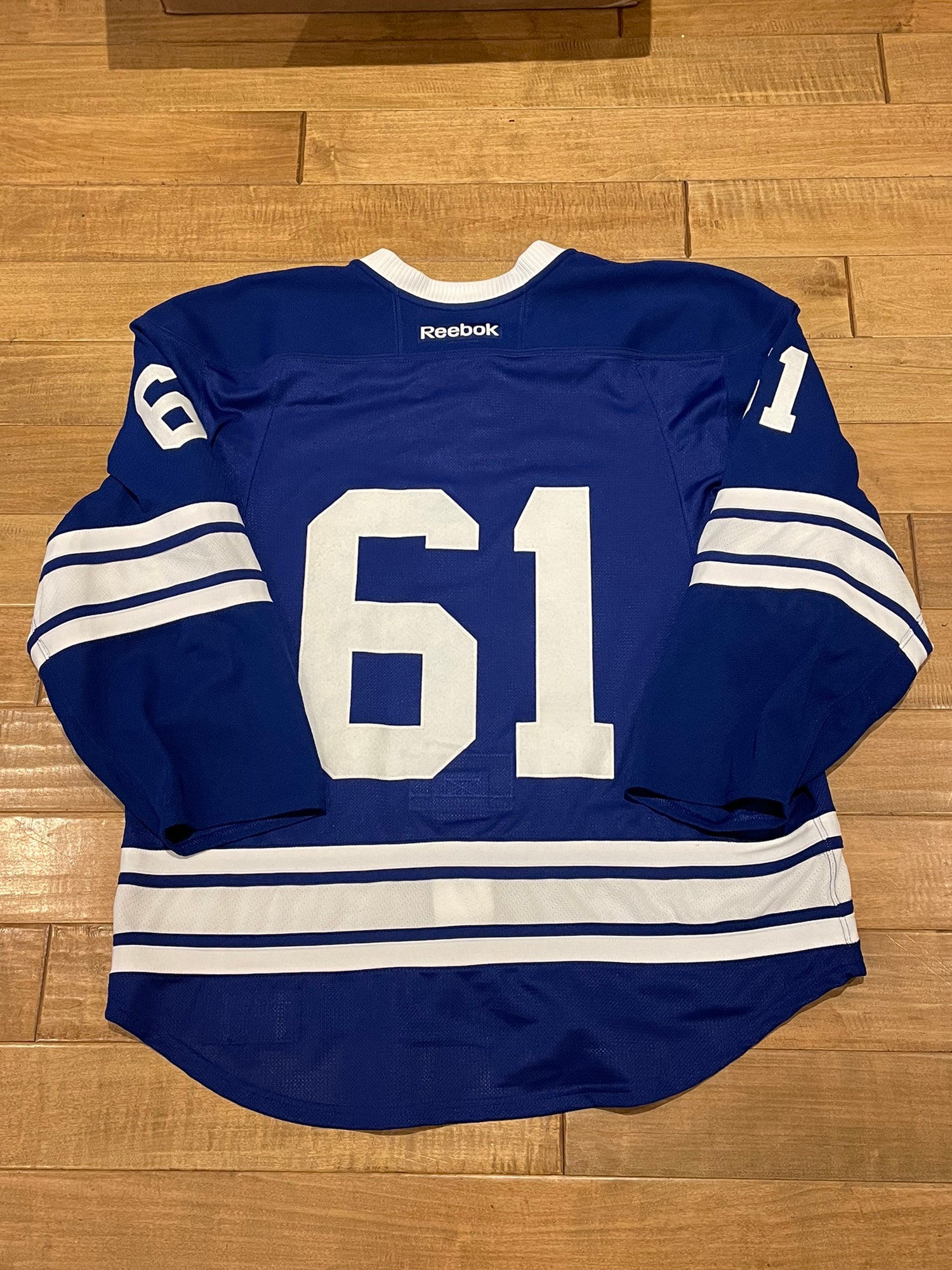 Reebok 6100 Authentic Toronto Maple Leafs Jersey Vintage White Alternate 56