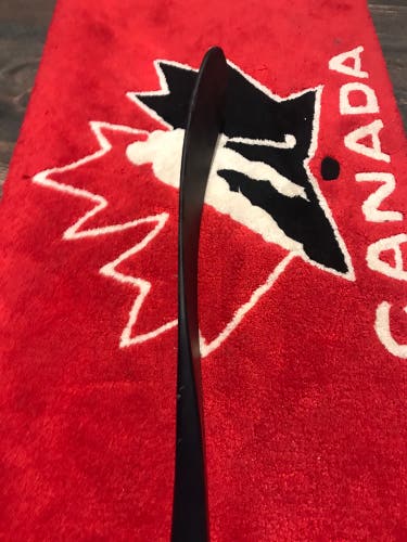 Intermediate Left Hand P92M Pro Stock AX9 Hockey Stick