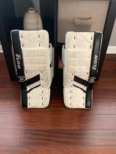 24+1" Warrior Goalie Leg Pads