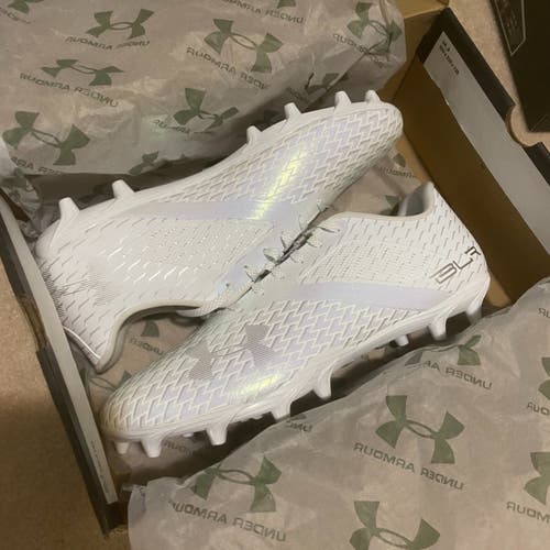 White Adult New Men's Size 11 (Women's 12) Molded Cleats Under Armour Low Cut Blur Select Low MC