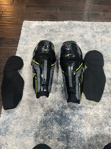 Warrior  Alpha LX 30 Shin Pads