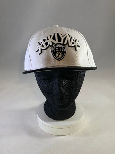 Ultra Game NBA Brooklyn Nets Team Logo White/Black Snapback Baseball Cap Hat New