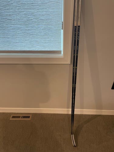 Senior Right Handed P92M Pro Stock RibCor Trigger 3D PMT Hockey Stick