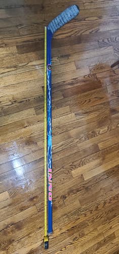 Rare Inno / Warrior Hockey Stick Toe Pattern Senior Right Handed