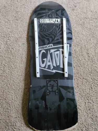 Vision gator skateboard