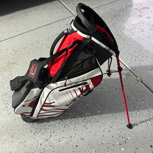 Cobra Stand Bag - Like New!!