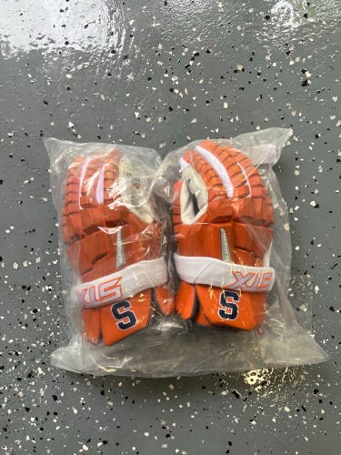Syracuse lacrosse gloves