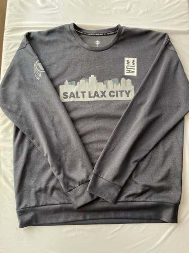 Gray Adult New XL Under Armour CrewNeck