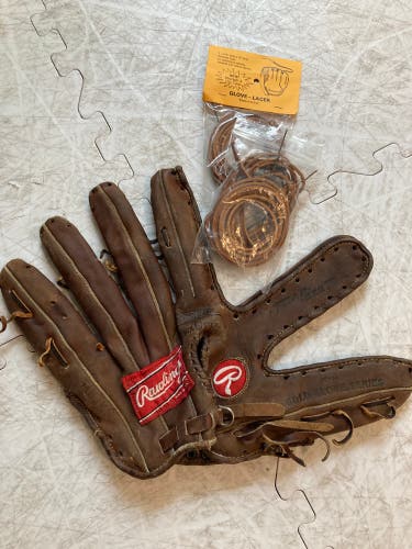 Pro T Rawlings Heart of the Hide Baseball Glove With Laces