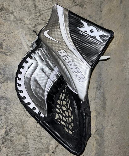 Nike Bauer Vapor Goalie Glove