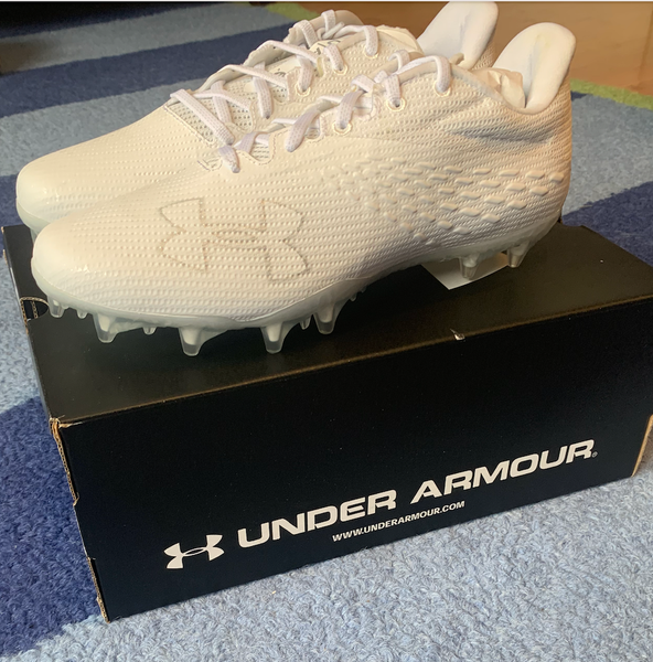 Factory New White Adult New Men's Size 9.0 (Women's 10) Under Armour Cleats Blur Smoke MC Cleats