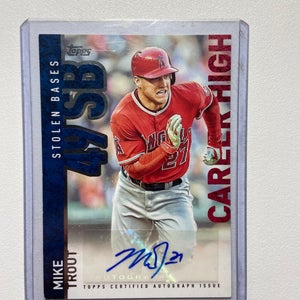 Topps Certified Autograph Issue Mike Trout 2015 Baseball Card