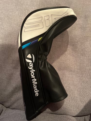 Taylormade SIM2 Driver Headcover