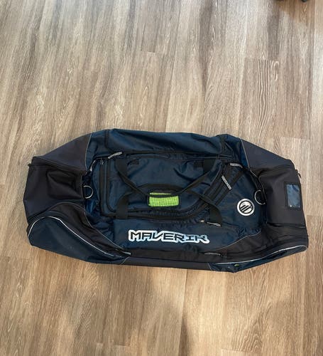 University Of Richmond Maverik Bag