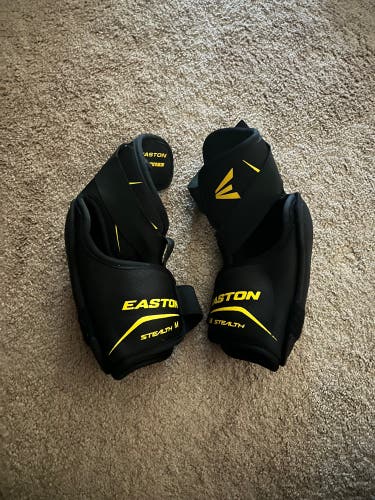 Easton 55s Mens Medium Elbow Pads