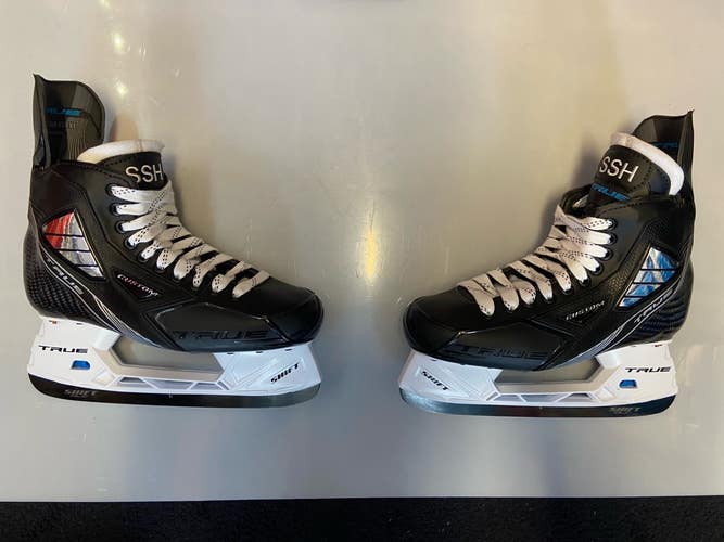 Senior New True Pro Custom Hockey Skates Pro Stock Size 9