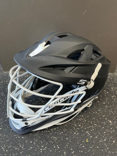 Cascade S Matte Black/White