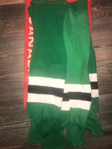 Green White/Black New XL Kobe Socks