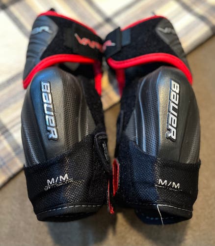 Used Medium Bauer Vapor 1X Lite Elbow Pads