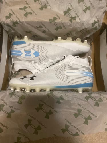 Johns Hopkins White Men's Molded Cleats Low Cut Spotlight