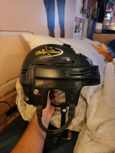 Used Medium Bauer HH4000 Helmet
