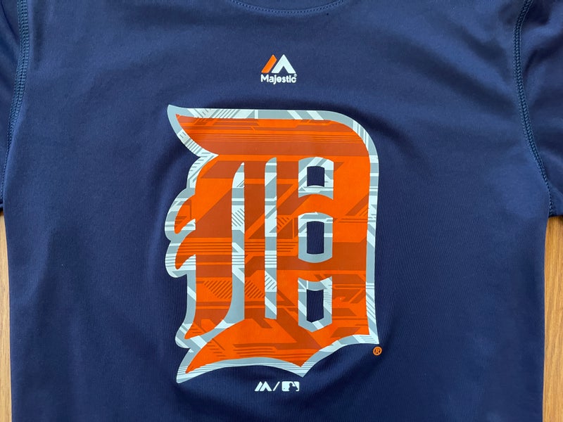 Detroit Tigers MLB BASEBALL SUPER AWESOME Kids Size Medium Performance Shirt