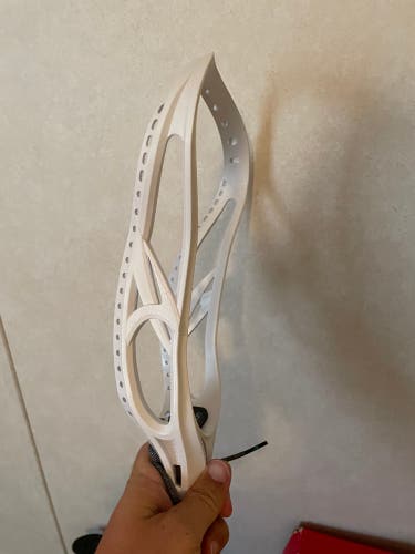 New Attack & Midfield Unstrung Ascension Head