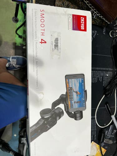 Smartphone stabilizer Smooth 4