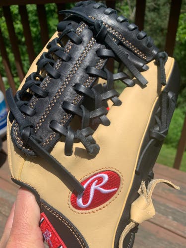 Right Hand Throw 11.5" Gold Glove Elite Baseball Glove