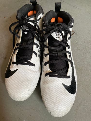 White Men's Molded Cleats Nike Huarache
