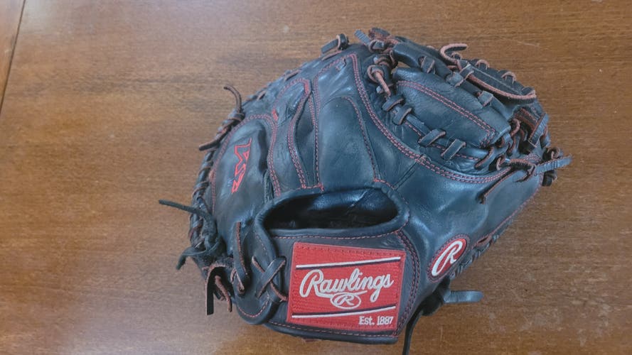 Used Rawlings R9 Catcher's Mitt - 32"