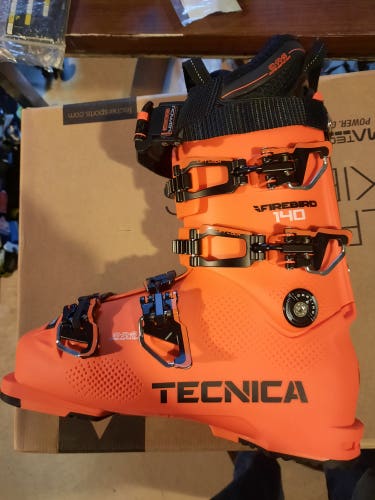 New Tecnica Firebird 140 Ski Boots