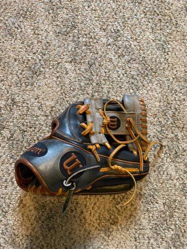 Wilson A2K Baseball Glove- Infield 11.5”