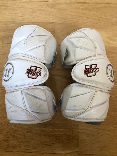 Used UMass Large Warrior Evo Pro Arm Pads