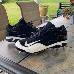 Black Men's Metal Low Cut Swingman
