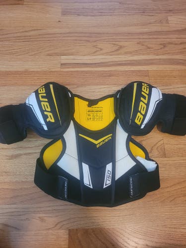 Youth Used Small Bauer Supreme 150 Shoulder Pads
