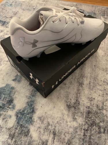 White Adult Size 11.5 (Women's 12.5) Low Cut Command Mc